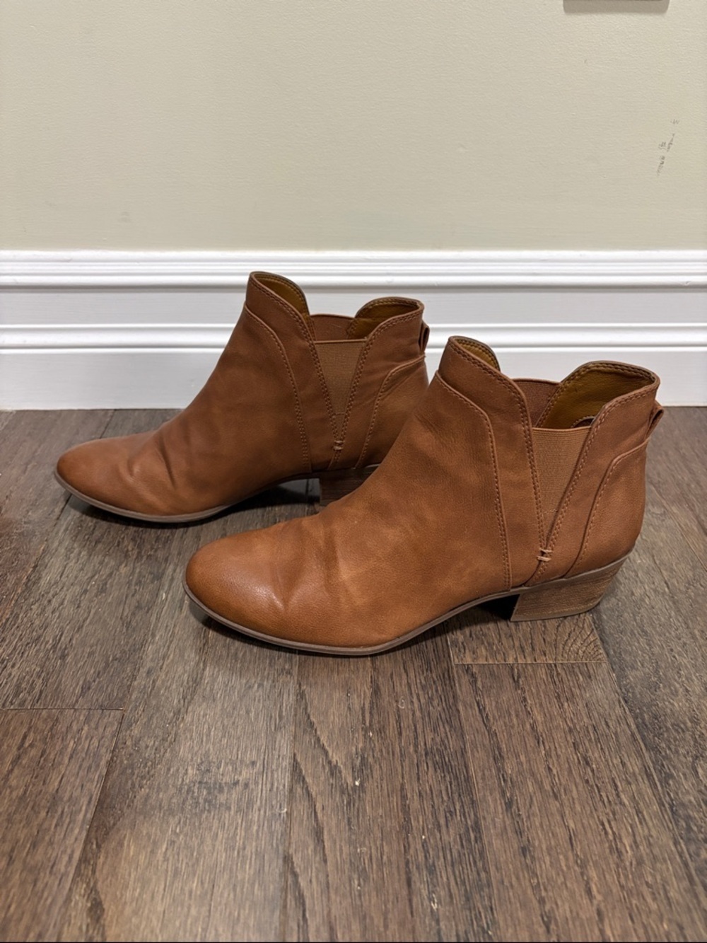 Circus by Sam Edelman Women's Tan Ankle Booties - Picture 2 of 10